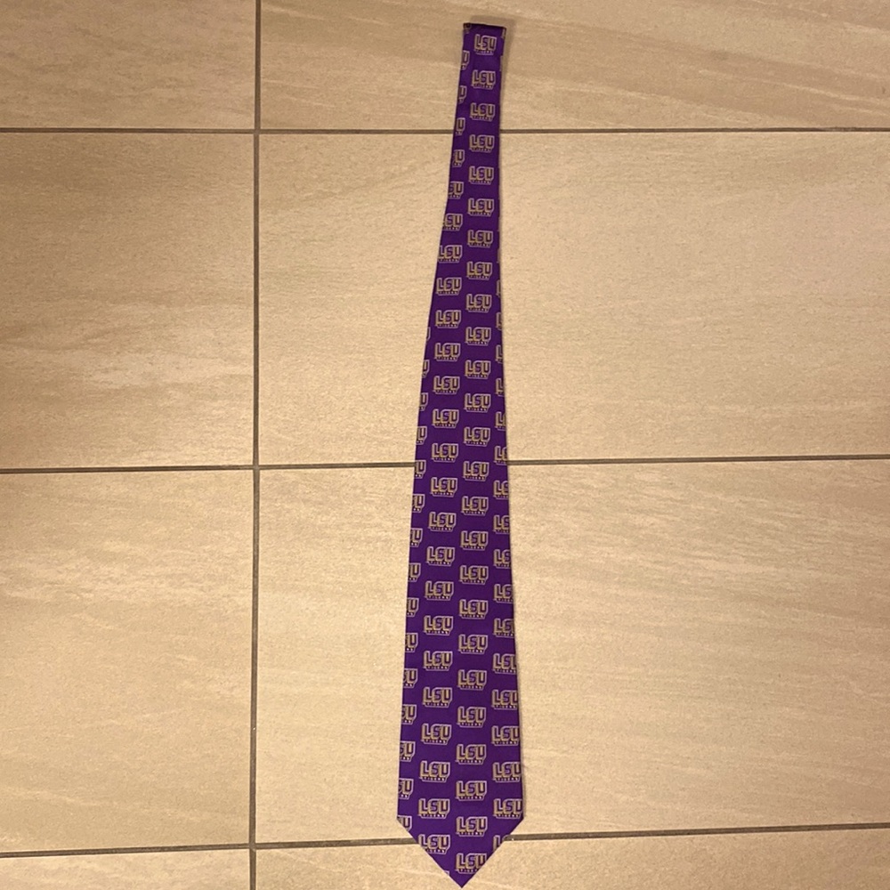 LSU Tie - Picture 2 of 3